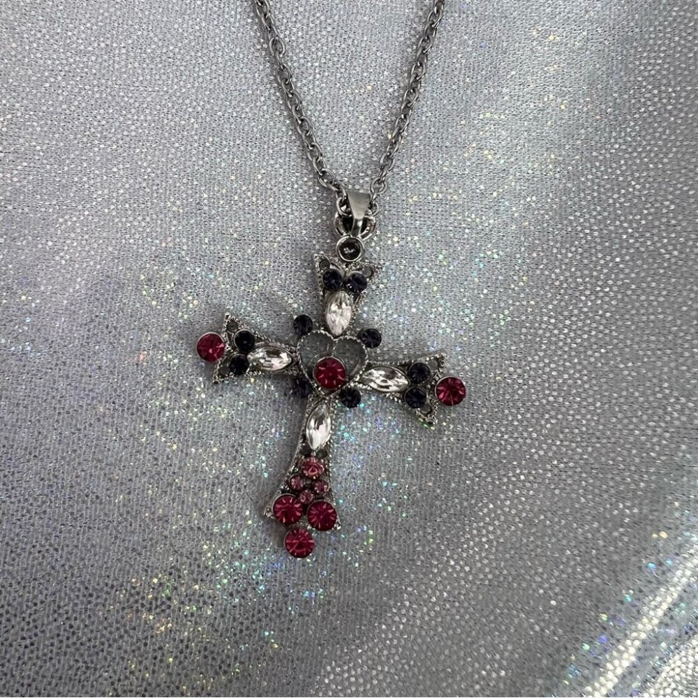 Necklace cross heart stunning jewels Elegant Silver red Pink Cross Necklace - Picture 2 of 5